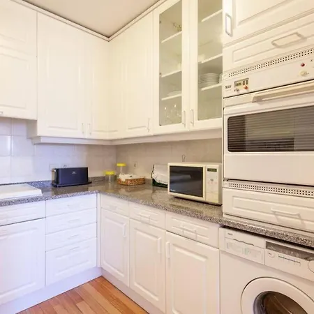Magical River View Apartment 아파트