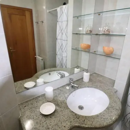 아파트 Magical River View Apartment Fão